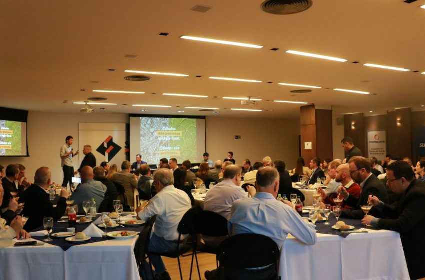  Planejamento urbano foi tema de reunião almoço no Sinduscon-RS