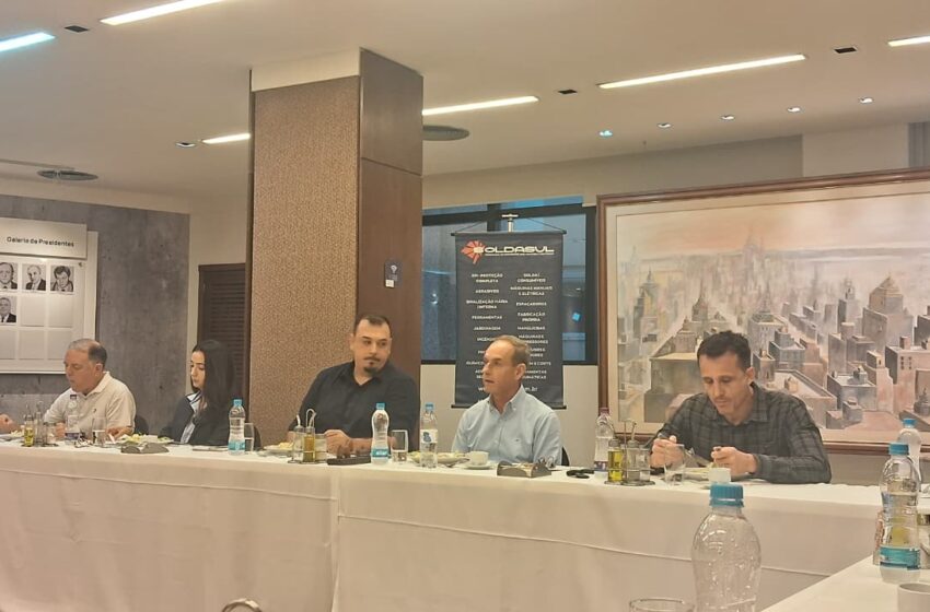  Última reunião da CPRT do Sinduscon-RS define prioridades para 2026